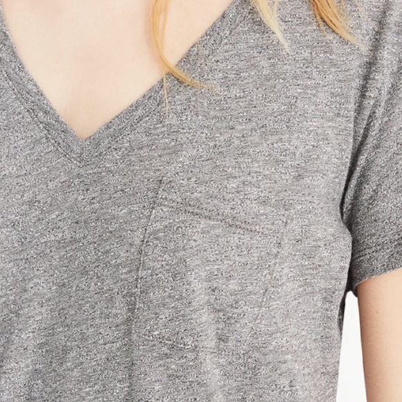 NEW Madewell Grey Whisper Cotton V-Neck Pocket Tee Size XS - Picture 2 of 12